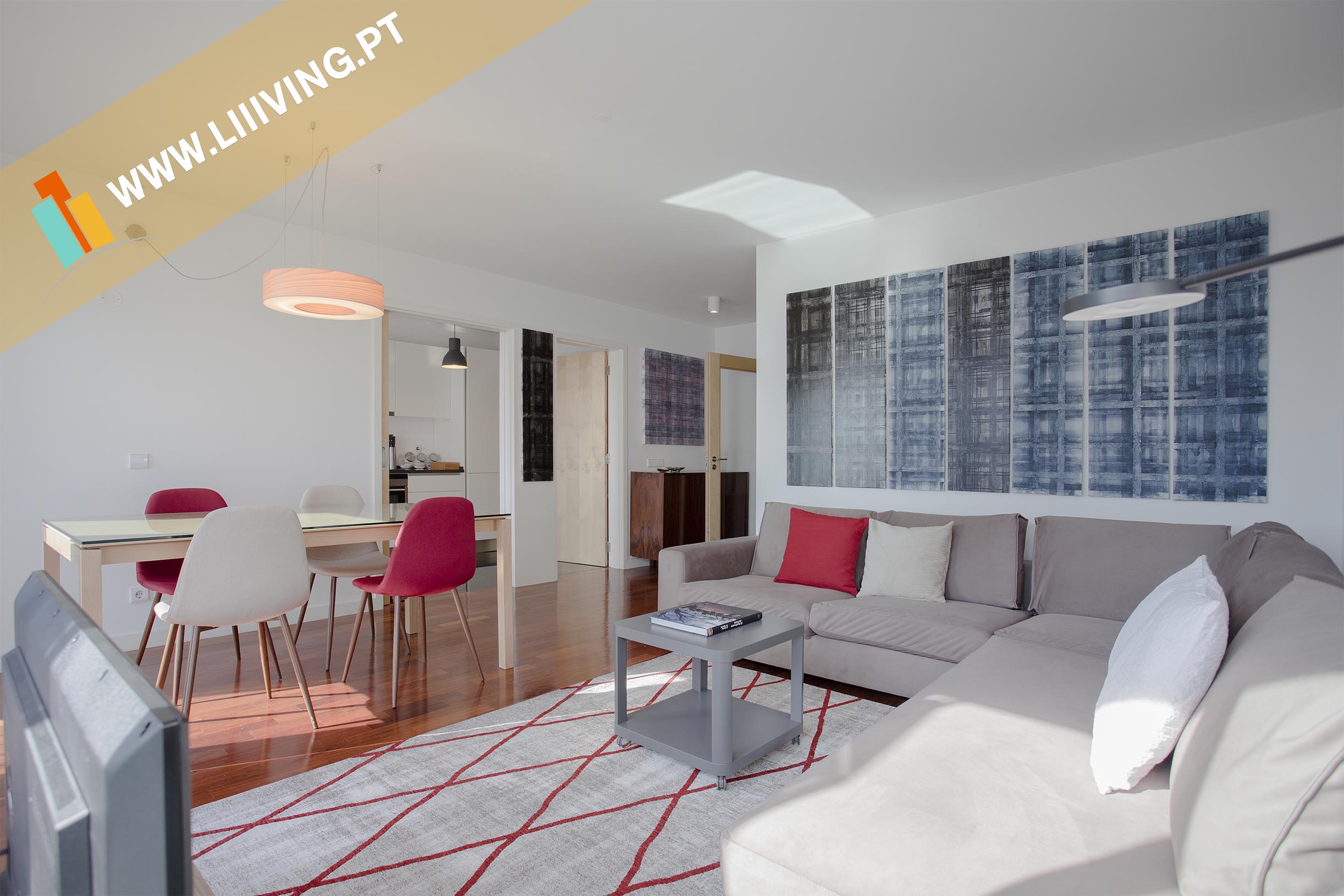 Liiiving | Short Stay : Bright Light Apartment